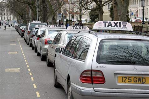 taxi cheltenham 242424.